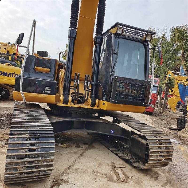 CAT 330 D - Kettenbagger: das Bild 4 CAT 330 D - Kettenbagger: das Bild 4