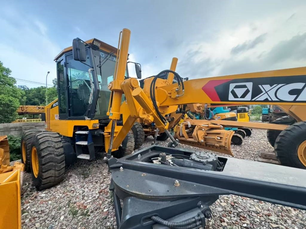 XCMG GR 2153 - Grader: das Bild 2 XCMG GR 2153 - Grader: das Bild 2