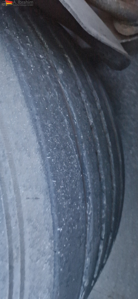 Schmitz SKO 24 Citysattel, 3. Achse zwangsgelenkt Frigoblock - Auflieger: das Bild 3 Schmitz SKO 24 Citysattel, 3. Achse zwangsgelenkt Frigoblock - Auflieger: das Bild 3