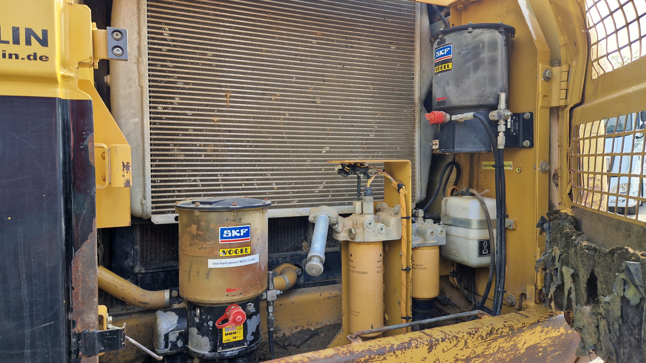 CAT 324 D Deutsche Maschine | Schnellwechsler | Löffel | Hammerhydraulik | 8016h original - Kettenbagger: das Bild 4 CAT 324 D Deutsche Maschine | Schnellwechsler | Löffel | Hammerhydraulik | 8016h original - Kettenbagger: das Bild 4