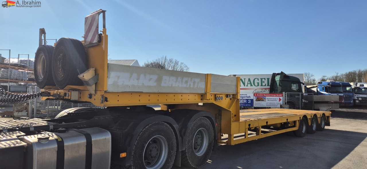 Faymonville 3-A ausziehbar bis 18,90 m zwangsgelenkt - Leasing Faymonville 3-A ausziehbar bis 18,90 m zwangsgelenkt: das Bild 9 Faymonville 3-A ausziehbar bis 18,90 m zwangsgelenkt - Leasing Faymonville 3-A ausziehbar bis 18,90 m zwangsgelenkt: das Bild 9