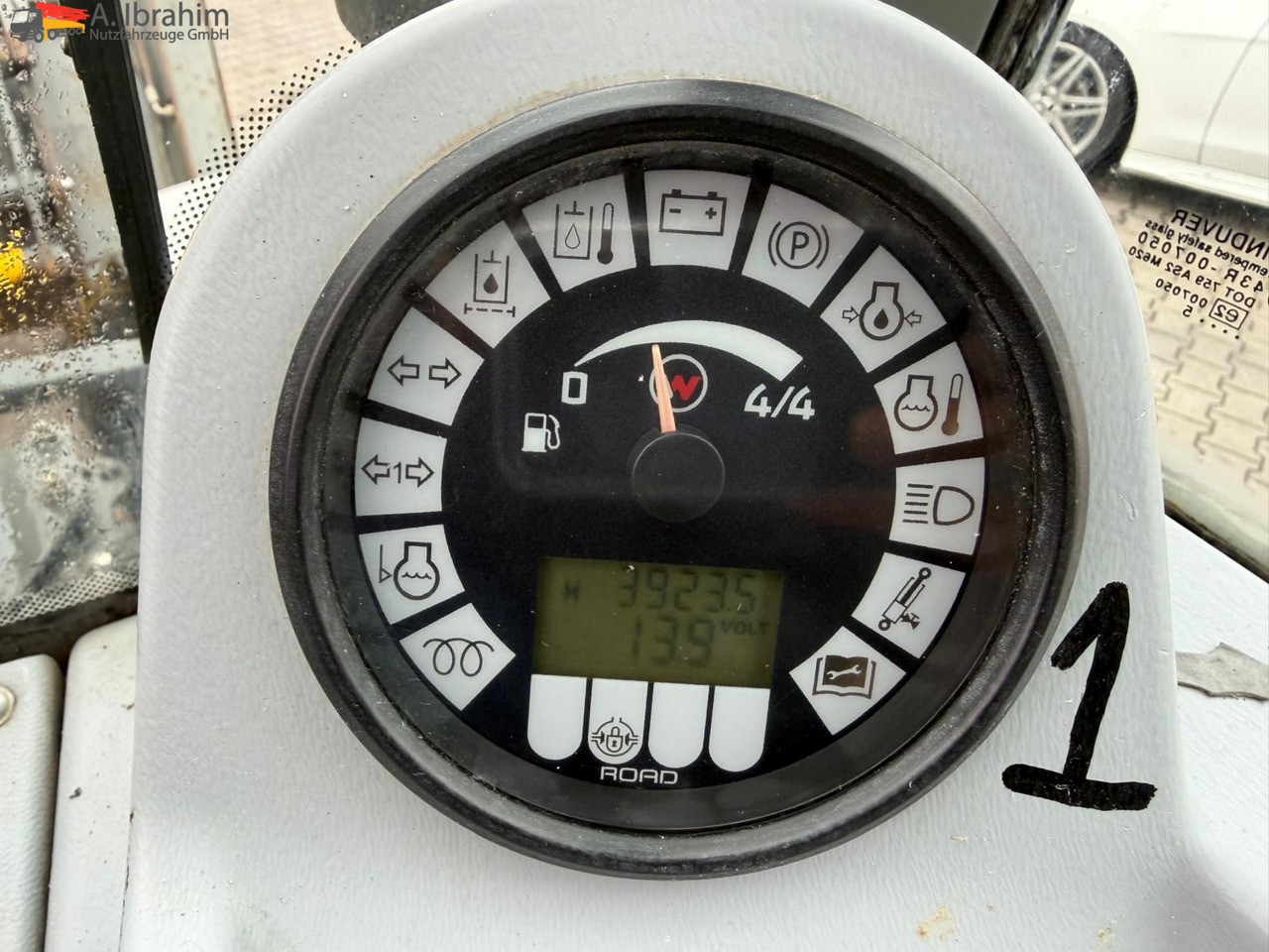 Kramer Allrad 750 /346-03 Klappschaufel | Gabel | 2 x vorhanden - Radlader: das Bild 3 Kramer Allrad 750 /346-03 Klappschaufel | Gabel | 2 x vorhanden - Radlader: das Bild 3