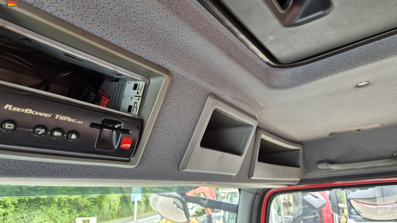 Mercedes-Benz 1829L mit Kran HIAB 111 Hiduo , Funk FB - Pritsche LKW, Autokran: das Bild 2 Mercedes-Benz 1829L mit Kran HIAB 111 Hiduo , Funk FB - Pritsche LKW, Autokran: das Bild 2