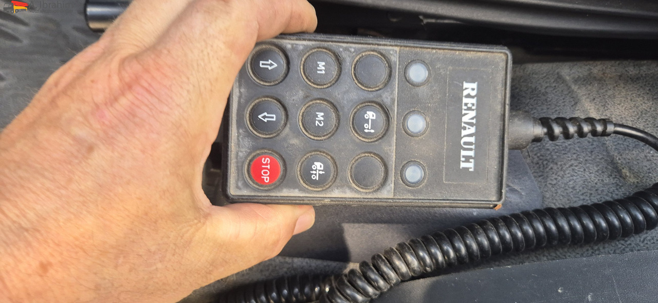 Renault Midlum 180 DCI Werkstattkoffer mit Treppe - Koffer Transporter: das Bild 2 Renault Midlum 180 DCI Werkstattkoffer mit Treppe - Koffer Transporter: das Bild 2