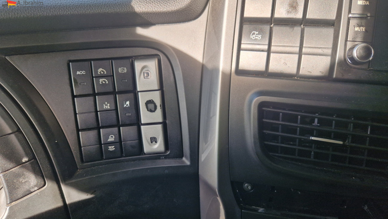 Iveco Stralis 460 Vollspoiler 3x vorhanden - Sattelzugmaschine: das Bild 2 Iveco Stralis 460 Vollspoiler 3x vorhanden - Sattelzugmaschine: das Bild 2