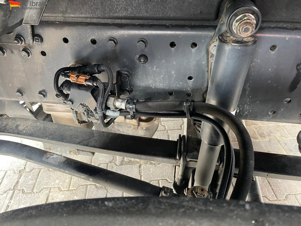 MAN TGS 18.440 Tüv 05 2026 | Euro 6 | 4x2 | Klima | Blatt Luft - Sattelzugmaschine: das Bild 5 MAN TGS 18.440 Tüv 05 2026 | Euro 6 | 4x2 | Klima | Blatt Luft - Sattelzugmaschine: das Bild 5