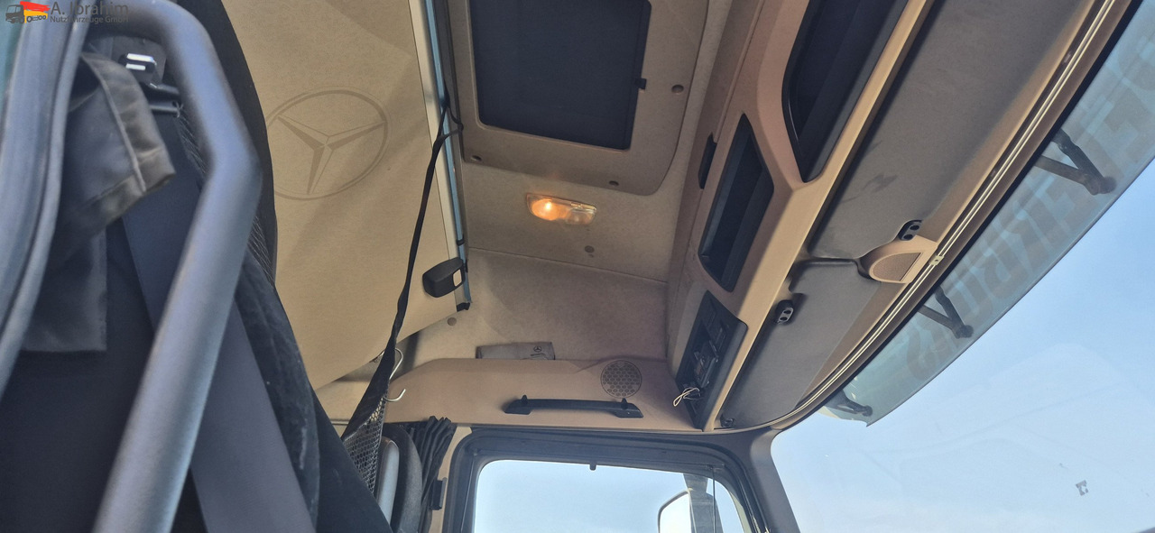 Mercedes-Benz 1840 Actros, 3x vorhanden, identisch - Sattelzugmaschine: das Bild 3 Mercedes-Benz 1840 Actros, 3x vorhanden, identisch - Sattelzugmaschine: das Bild 3