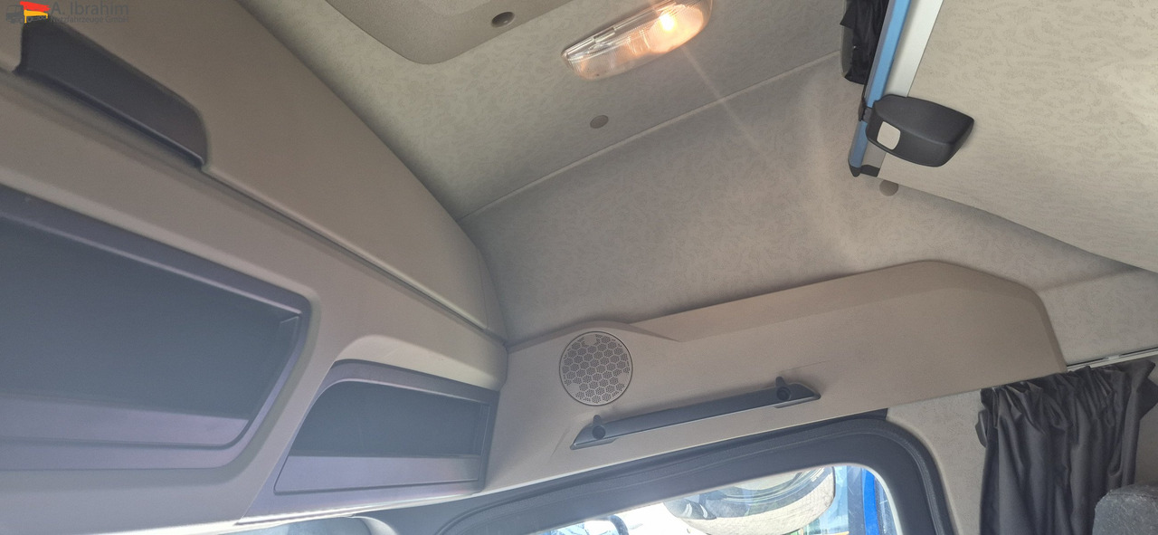 Mercedes-Benz 1840 Actros, 3x vorhanden, identisch - Sattelzugmaschine: das Bild 4 Mercedes-Benz 1840 Actros, 3x vorhanden, identisch - Sattelzugmaschine: das Bild 4