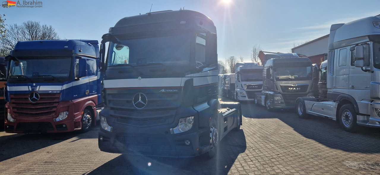 Mercedes-Benz 1840 Actros, 3x vorhanden, identisch - Sattelzugmaschine: das Bild 1 Mercedes-Benz 1840 Actros, 3x vorhanden, identisch - Sattelzugmaschine: das Bild 1