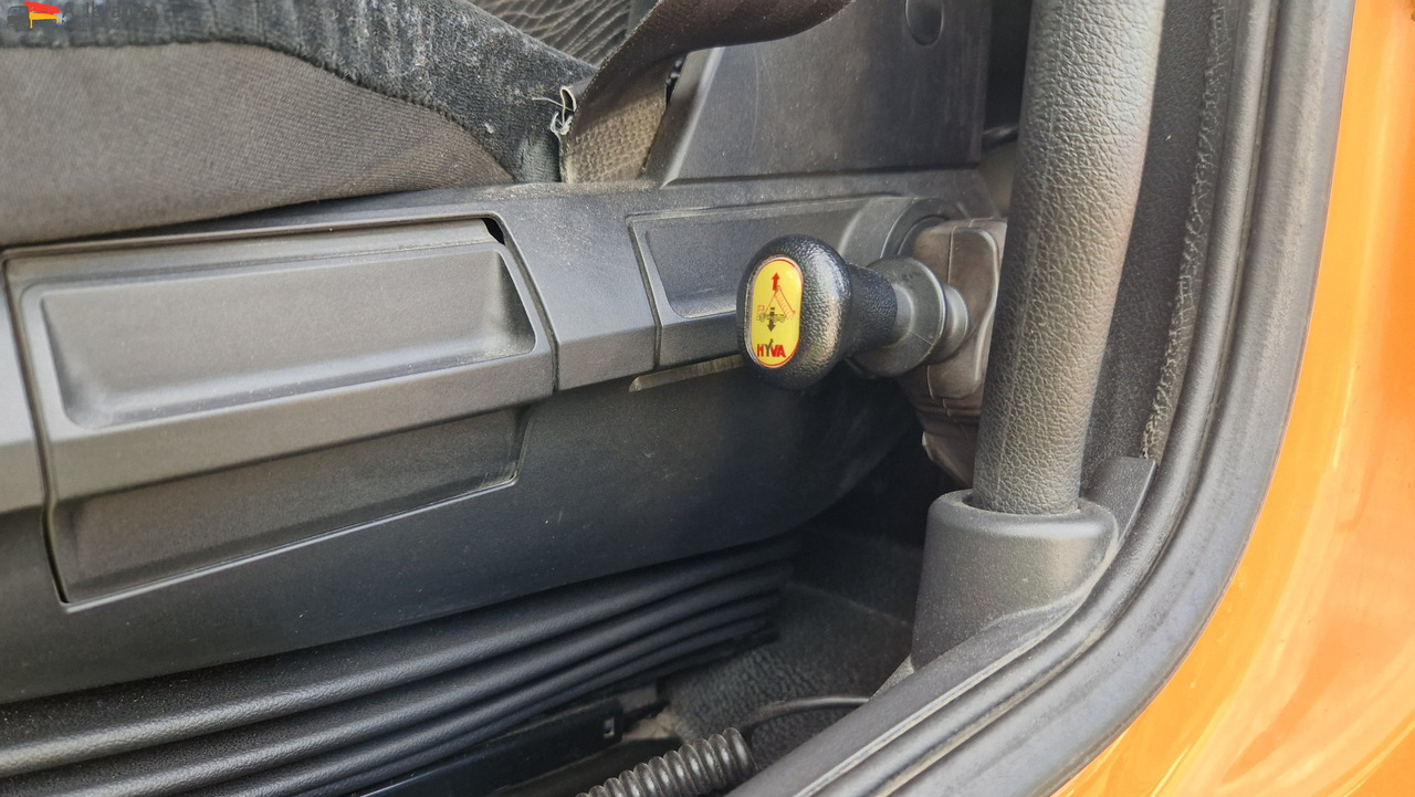 Mercedes-Benz 1840 Actros, 3x vorhanden, identisch - Sattelzugmaschine: das Bild 4 Mercedes-Benz 1840 Actros, 3x vorhanden, identisch - Sattelzugmaschine: das Bild 4