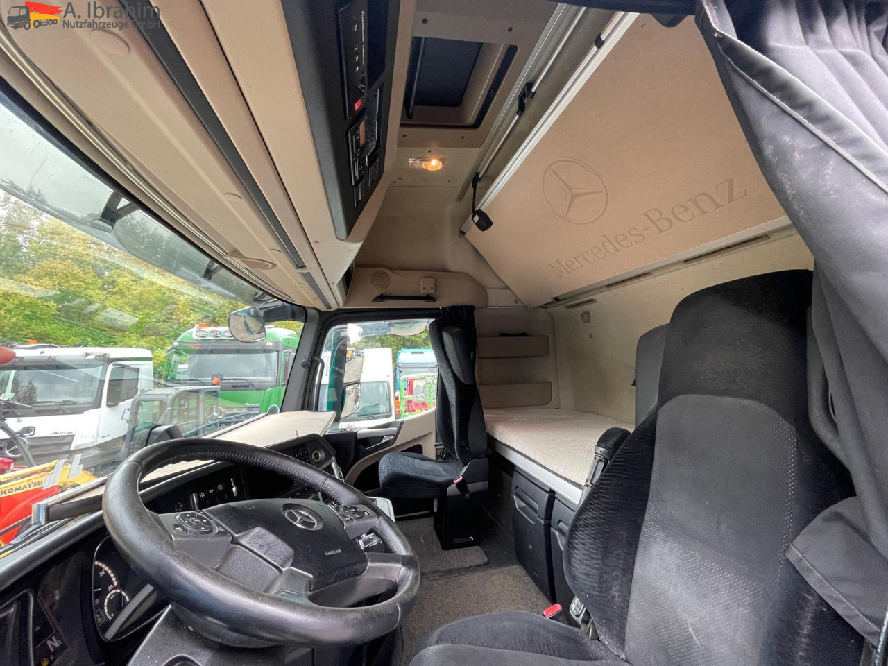 Mercedes-Benz Actros 1845 Kipphydraulik | Retarder | BigSpace | Kühlschrank | Klima - Sattelzugmaschine: das Bild 4 Mercedes-Benz Actros 1845 Kipphydraulik | Retarder | BigSpace | Kühlschrank | Klima - Sattelzugmaschine: das Bild 4