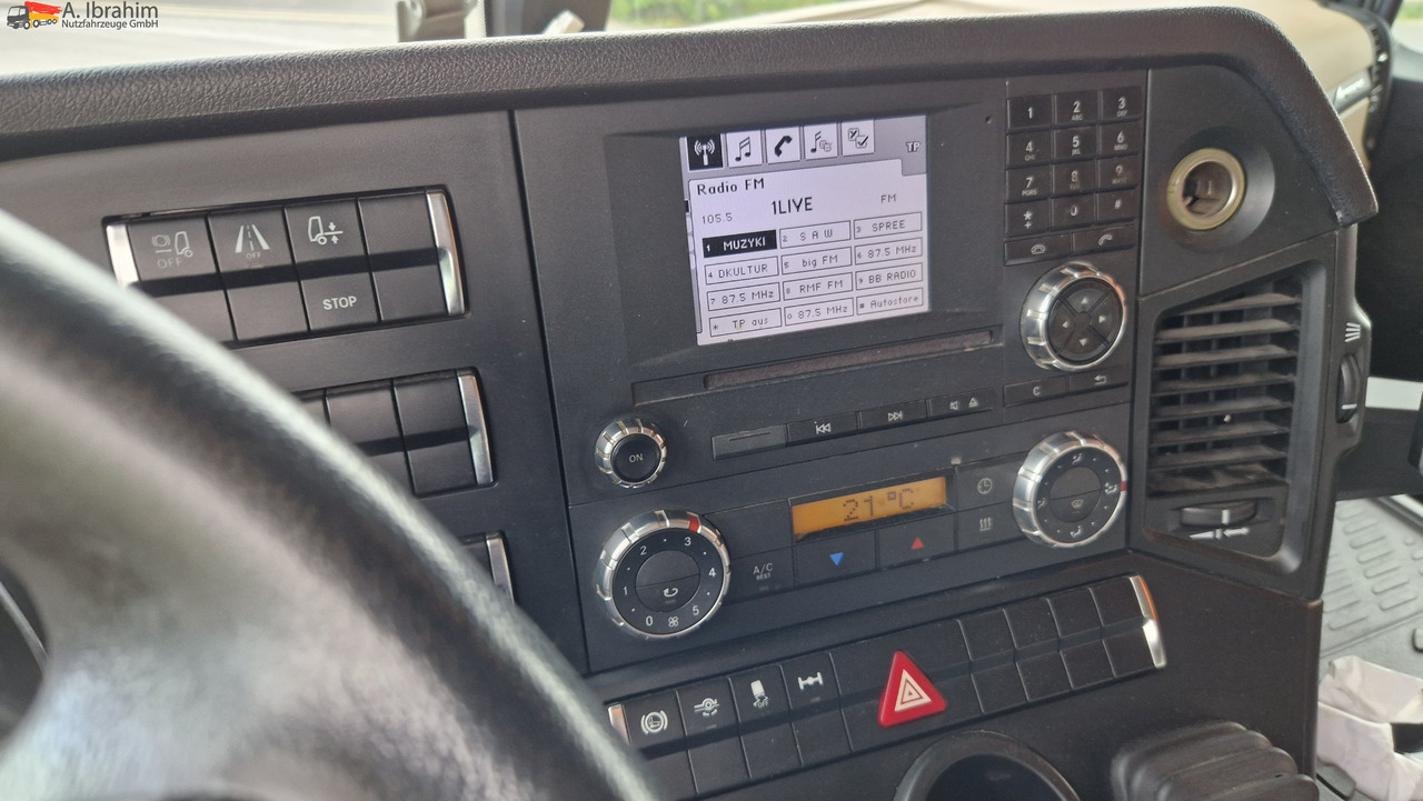 Mercedes-Benz DB 1842, Kipphydraulik - Sattelzugmaschine: das Bild 5 Mercedes-Benz DB 1842, Kipphydraulik - Sattelzugmaschine: das Bild 5