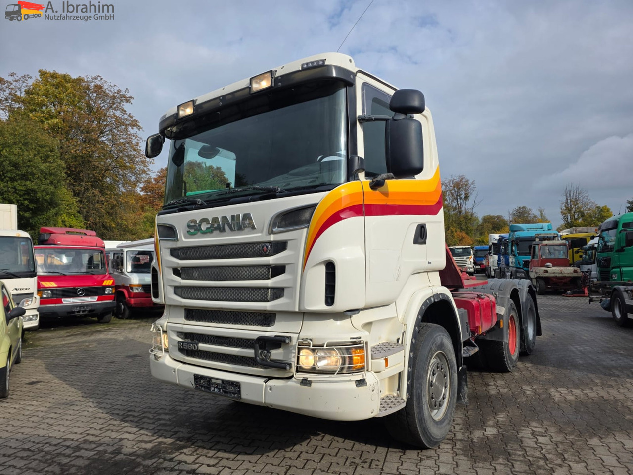 Scania R560 | 6x4 | V8 | Blatt Blatt | Schaltgetriebe | Kipphydraulik | Klima | Trommelbremse| 3 Pedals - Sattelzugmaschine: das Bild 1 Scania R560 | 6x4 | V8 | Blatt Blatt | Schaltgetriebe | Kipphydraulik | Klima | Trommelbremse| 3 Pedals - Sattelzugmaschine: das Bild 1