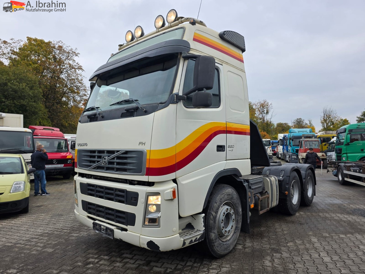Volvo FH 520 | 6x4 | Schaltgetriebe | Blatt Blatt Klima | Trommelbremse | 3 Pedals - Sattelzugmaschine: das Bild 1 Volvo FH 520 | 6x4 | Schaltgetriebe | Blatt Blatt Klima | Trommelbremse | 3 Pedals - Sattelzugmaschine: das Bild 1