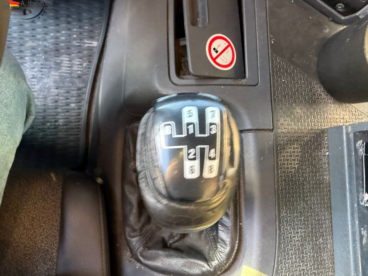 Scania B4X2 Edelstahlkipper für Tierkörperbeseitigung Kran MKG - Müllwagen: das Bild 3 Scania B4X2 Edelstahlkipper für Tierkörperbeseitigung Kran MKG - Müllwagen: das Bild 3