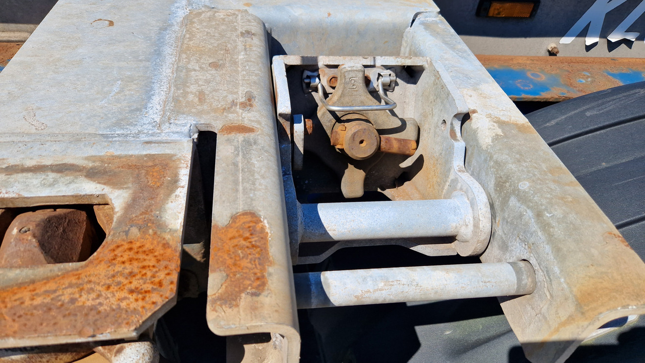 Schmitz SCF 24G Slider - Container/ Wechselfahrgestell Auflieger: das Bild 3 Schmitz SCF 24G Slider - Container/ Wechselfahrgestell Auflieger: das Bild 3