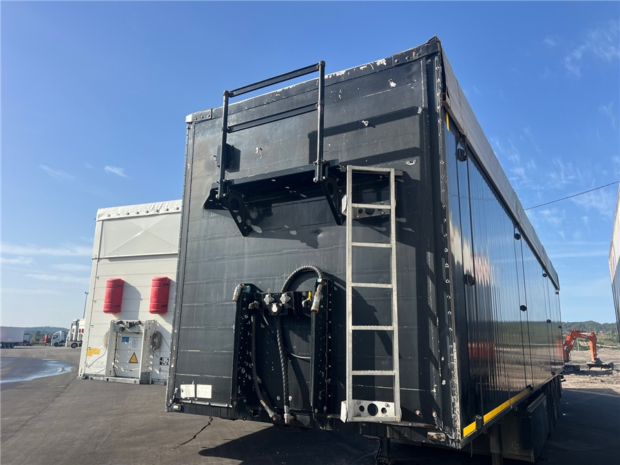 SCHMITZ SGF-S3 - Schubboden Auflieger: das Bild 2 SCHMITZ SGF-S3 - Schubboden Auflieger: das Bild 2