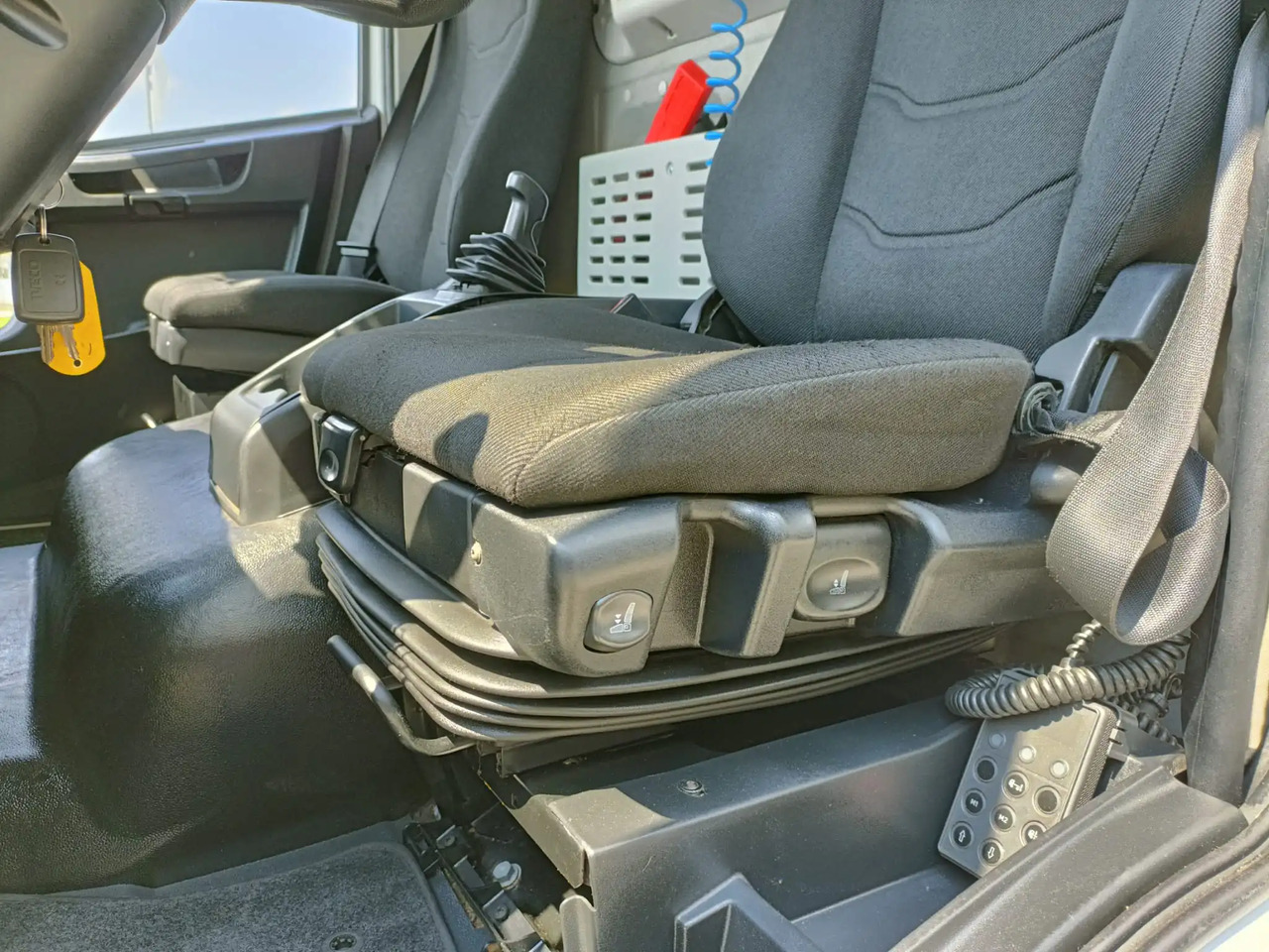 IVECO EUROCARGO 120E19P - Fahrgestell LKW: das Bild 5 IVECO EUROCARGO 120E19P - Fahrgestell LKW: das Bild 5