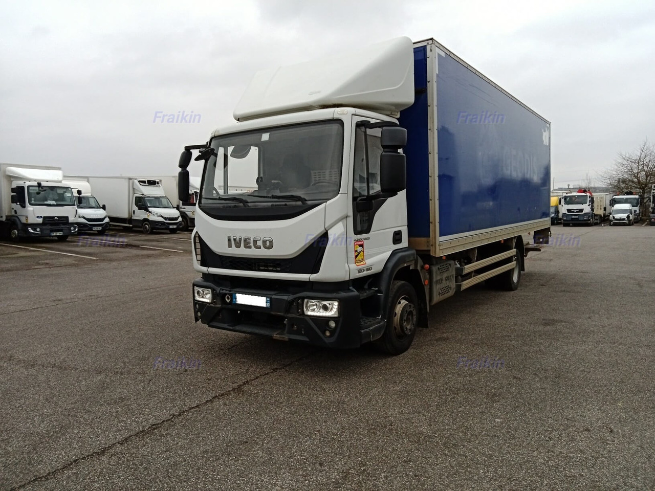 IVECO EUROCARGO 120E19P - Koffer LKW: das Bild 1 IVECO EUROCARGO 120E19P - Koffer LKW: das Bild 1