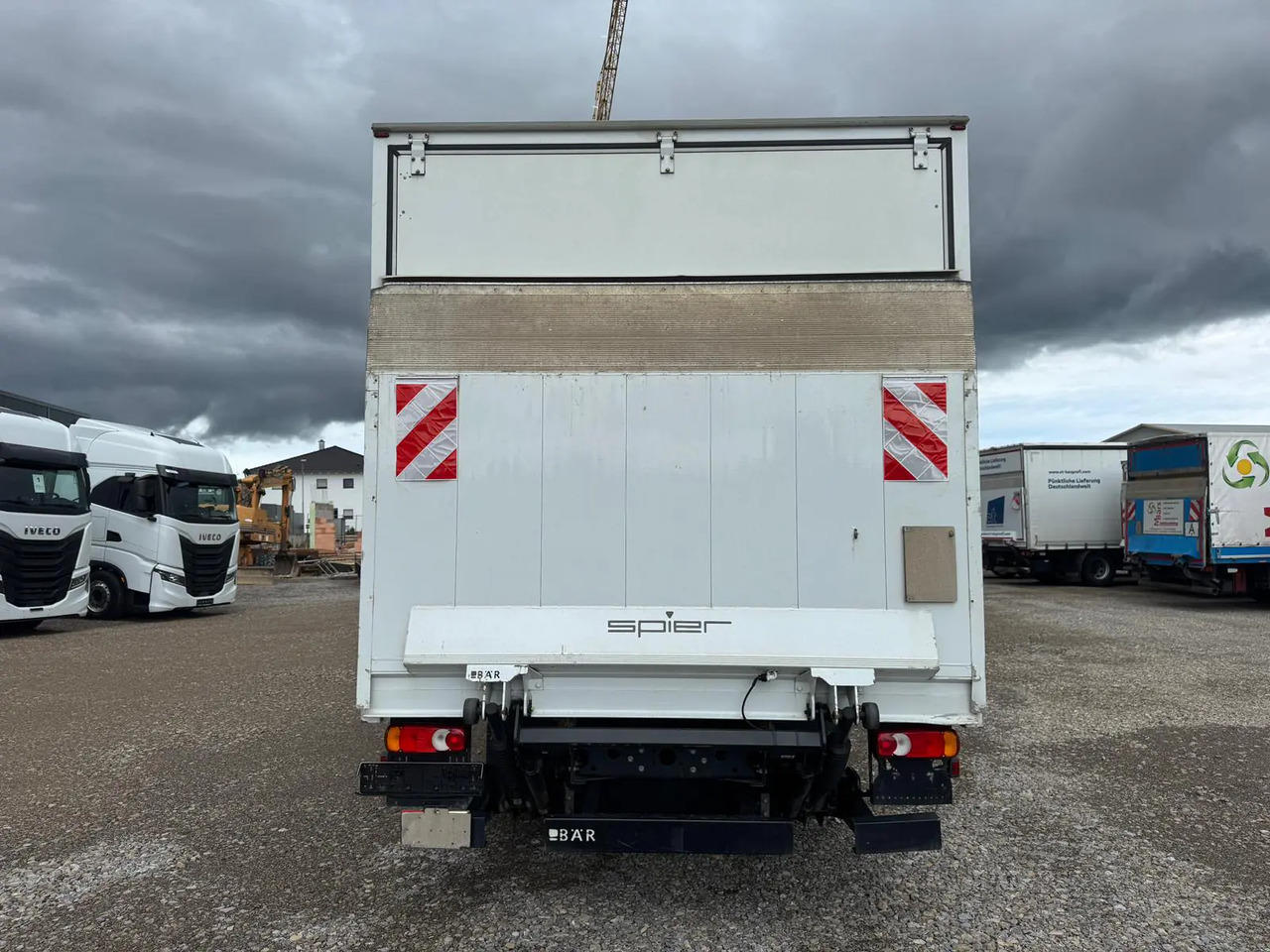 IVECO EUROCARGO 75E19P - Koffer LKW: das Bild 3 IVECO EUROCARGO 75E19P - Koffer LKW: das Bild 3