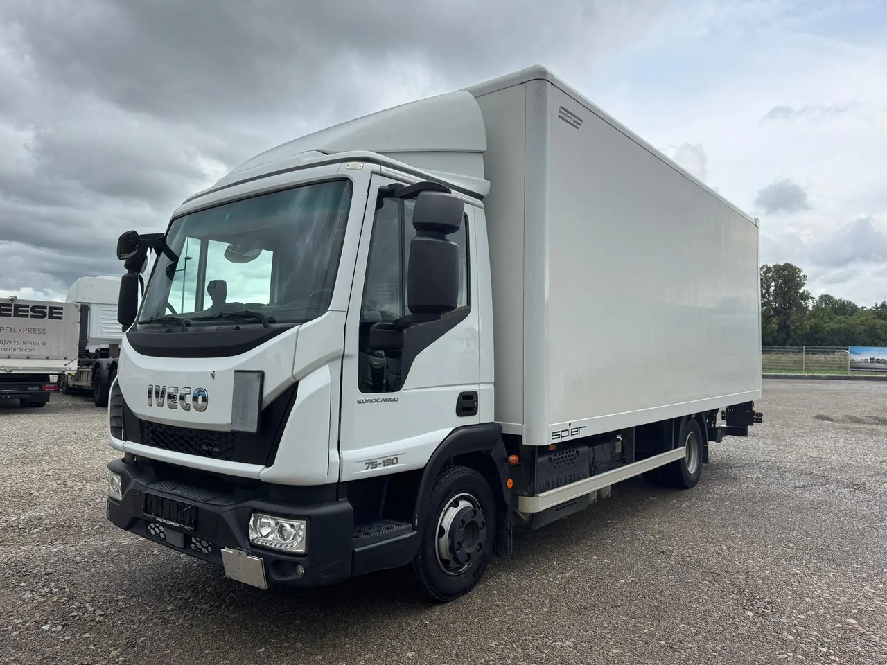 IVECO EUROCARGO 75E19P - Koffer LKW: das Bild 1 IVECO EUROCARGO 75E19P - Koffer LKW: das Bild 1