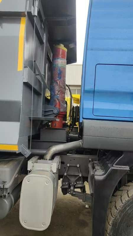 Howo TX 450 - Kipper: das Bild 4 Howo TX 450 - Kipper: das Bild 4