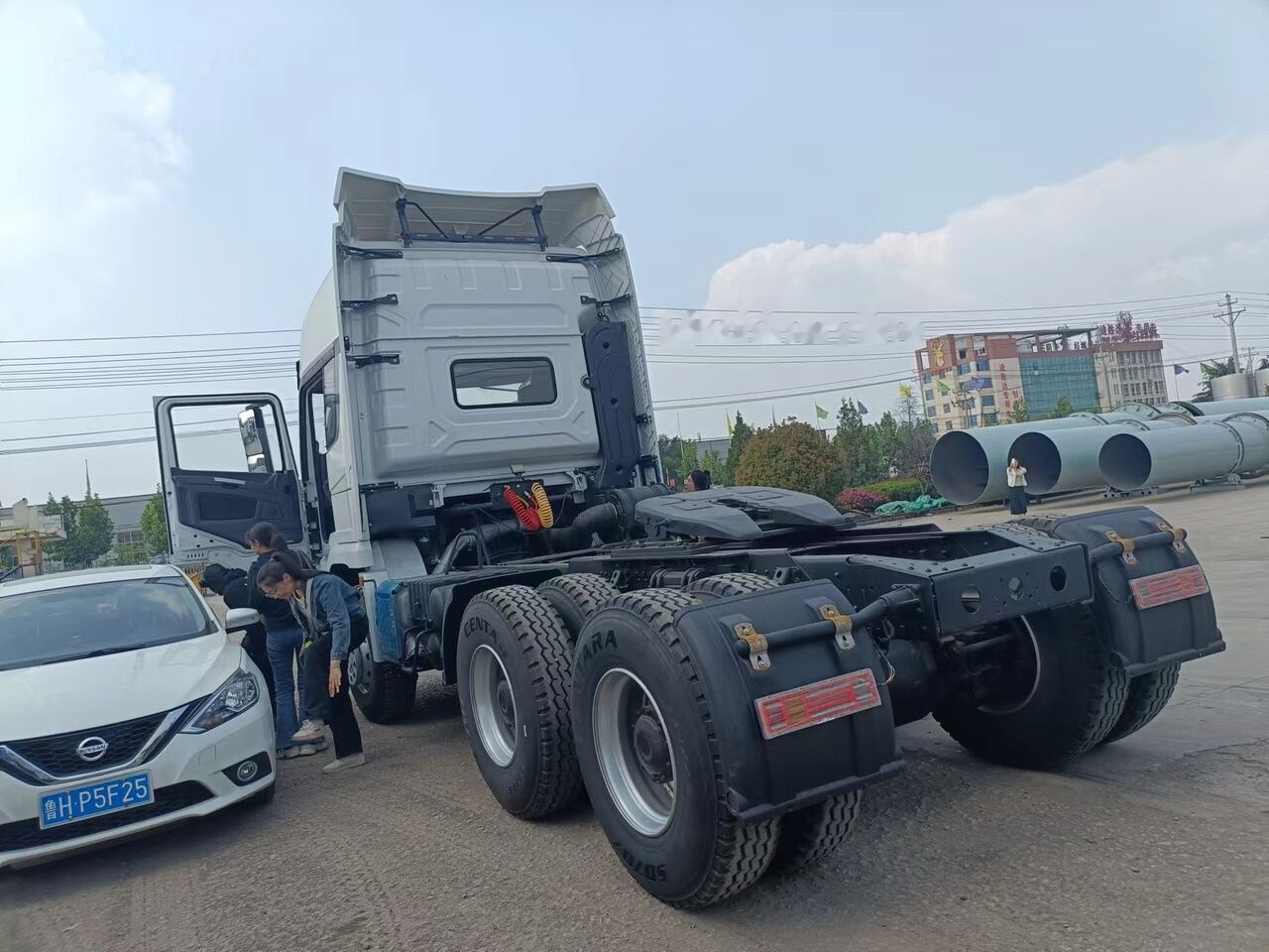 Sattelzugmaschine Shacman X3000: das Bild 7