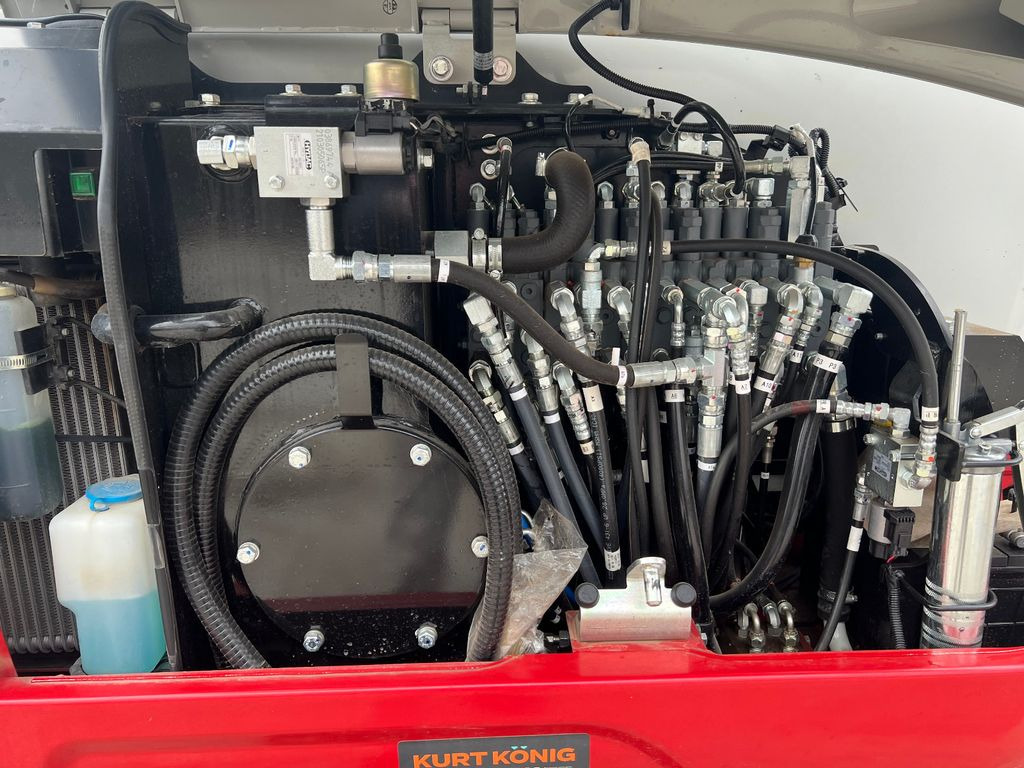 Takeuchi TB 230 V 4 Vollaustattung - Minibagger: das Bild 4 Takeuchi TB 230 V 4 Vollaustattung - Minibagger: das Bild 4