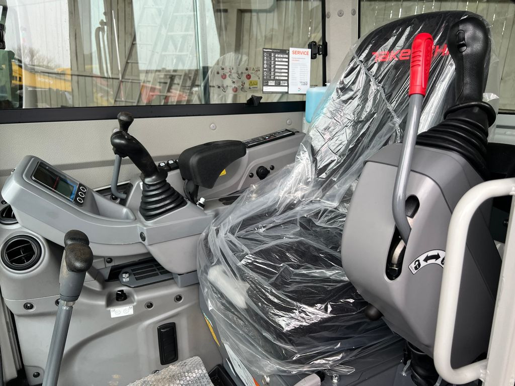 Takeuchi TB 325 RA - Powertilt V3 - Minibagger: das Bild 5 Takeuchi TB 325 RA - Powertilt V3 - Minibagger: das Bild 5