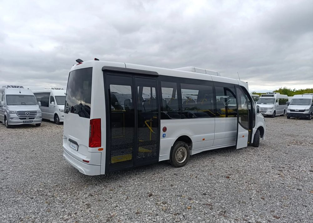 Mercedes-Benz Sprinter 517 - Kleinbus, Personentransporter: das Bild 5 Mercedes-Benz Sprinter 517 - Kleinbus, Personentransporter: das Bild 5