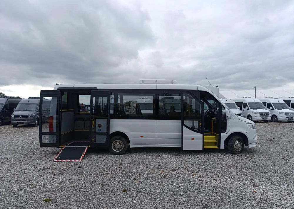 Mercedes-Benz Sprinter 517 - Kleinbus, Personentransporter: das Bild 4 Mercedes-Benz Sprinter 517 - Kleinbus, Personentransporter: das Bild 4