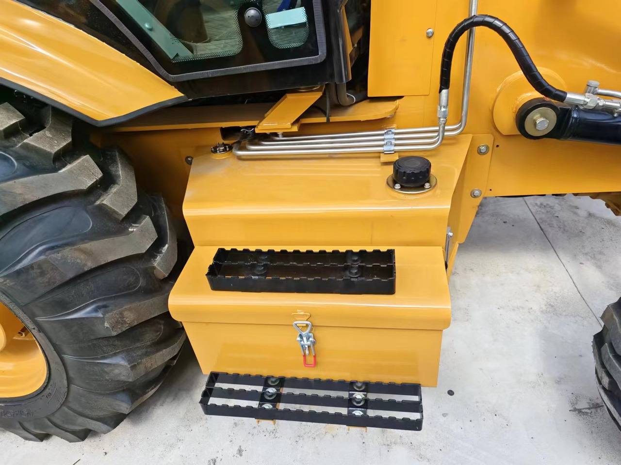 CATERPILLAR 420F - Baggerlader: das Bild 5 CATERPILLAR 420F - Baggerlader: das Bild 5