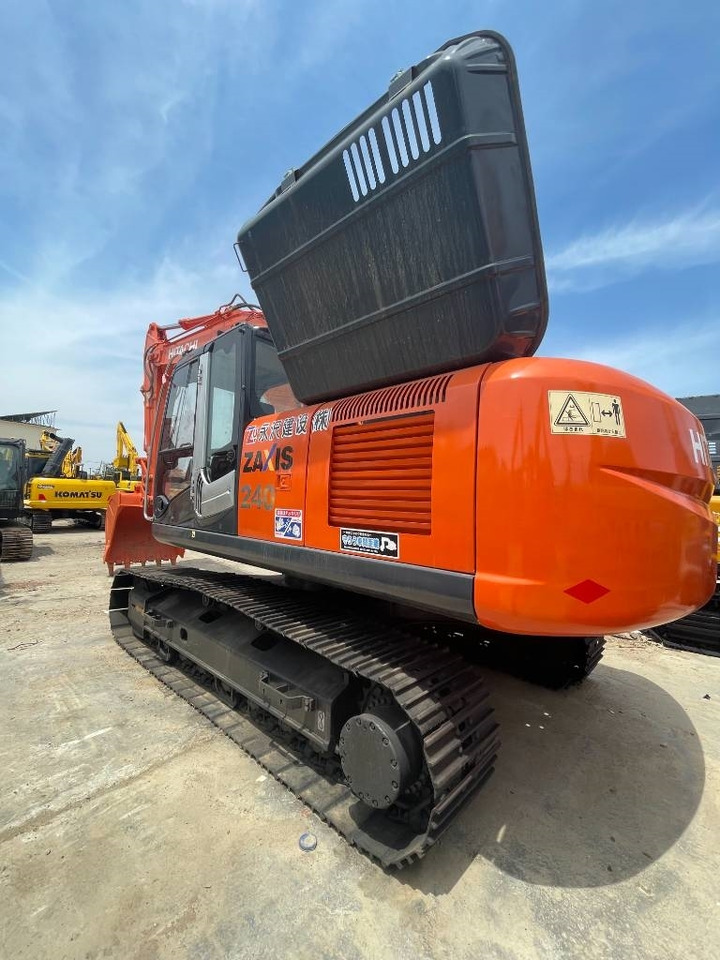 Hitachi ZX 240 - Kettenbagger: das Bild 3 Hitachi ZX 240 - Kettenbagger: das Bild 3