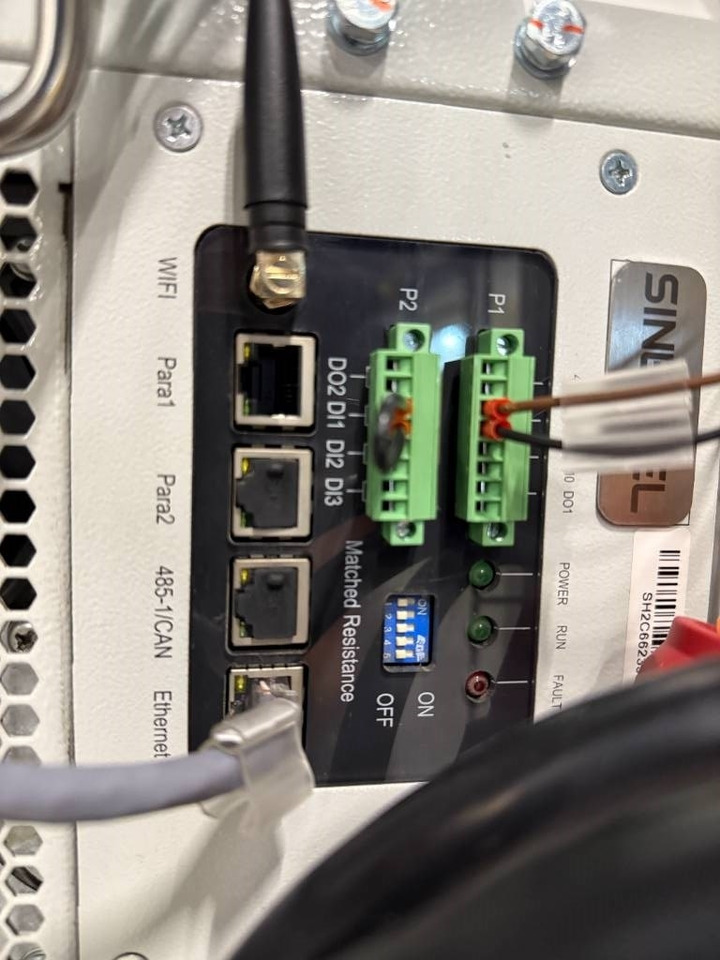 Stromgenerator PES200 Hybrid Energy Sysyem - 260 kVA - 230.4 kWh: das Bild 15