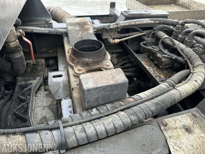 Kipper 2012 Scania R 730 6x4 - Brøyterigget tippbil: das Bild 16 Kipper 2012 Scania R 730 6x4 - Brøyterigget tippbil: das Bild 16