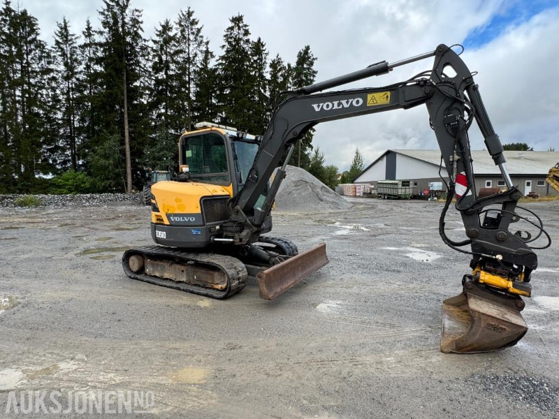 2016 Volvo ecr58d beltegraver 4301t, tiltrotator, pusseskuff,steinskuff - Minibagger: das Bild 2 2016 Volvo ecr58d beltegraver 4301t, tiltrotator, pusseskuff,steinskuff - Minibagger: das Bild 2