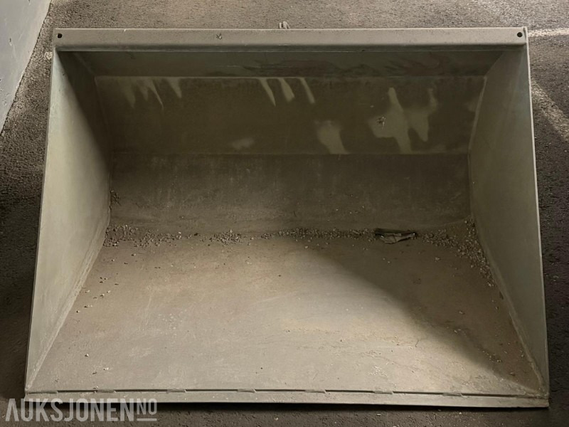 2013 SE Skuffe til truck - Anbauteil für Baumaschine: das Bild 2 2013 SE Skuffe til truck - Anbauteil für Baumaschine: das Bild 2