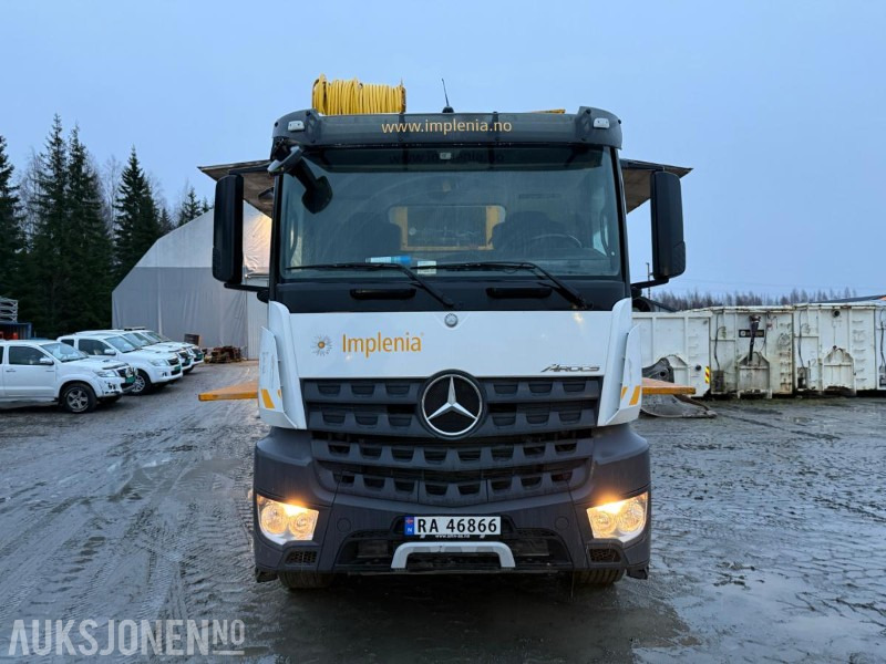 2017 Mercedes-Benz Arocs 3235 8x4, Injeksjonsrigg AMV, EURO 6, påmontert kran - Kommunal-/ Sonderfahrzeug: das Bild 2 2017 Mercedes-Benz Arocs 3235 8x4, Injeksjonsrigg AMV, EURO 6, påmontert kran - Kommunal-/ Sonderfahrzeug: das Bild 2