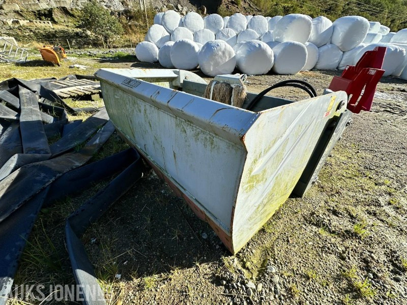 2018 Sonarol Wyciniak Combi (W SNR 1600/2) Silorundballeriver - Landmaschine: das Bild 5 2018 Sonarol Wyciniak Combi (W SNR 1600/2) Silorundballeriver - Landmaschine: das Bild 5