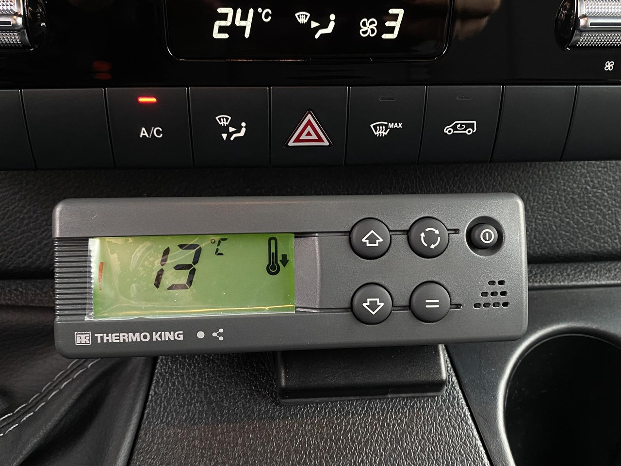 Kühltransporter MERCEDES-BENZ SPRINTER 317 CDI L4H3 170PS AUTOMATIK FRISCHDIENST + KONVEKTA FK 3022 12-220V: das Bild 14