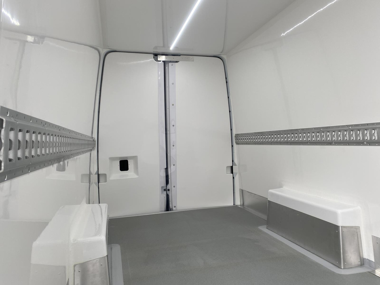 Kühltransporter MERCEDES-BENZ SPRINTER 317 CDI L4H3 170PS AUTOMATIK FRISCHDIENST + KONVEKTA FK 3022 12-220V: das Bild 17