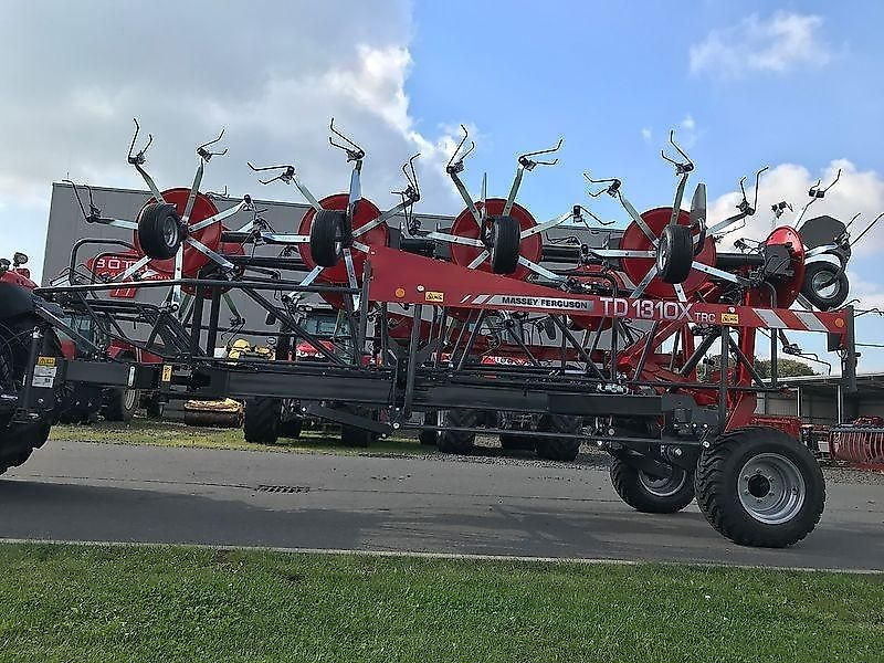 Massey Ferguson MF TD 1310 X TRC / Lotus 1250 Profi - Heuwender/ Wenderechen: das Bild 3 Massey Ferguson MF TD 1310 X TRC / Lotus 1250 Profi - Heuwender/ Wenderechen: das Bild 3