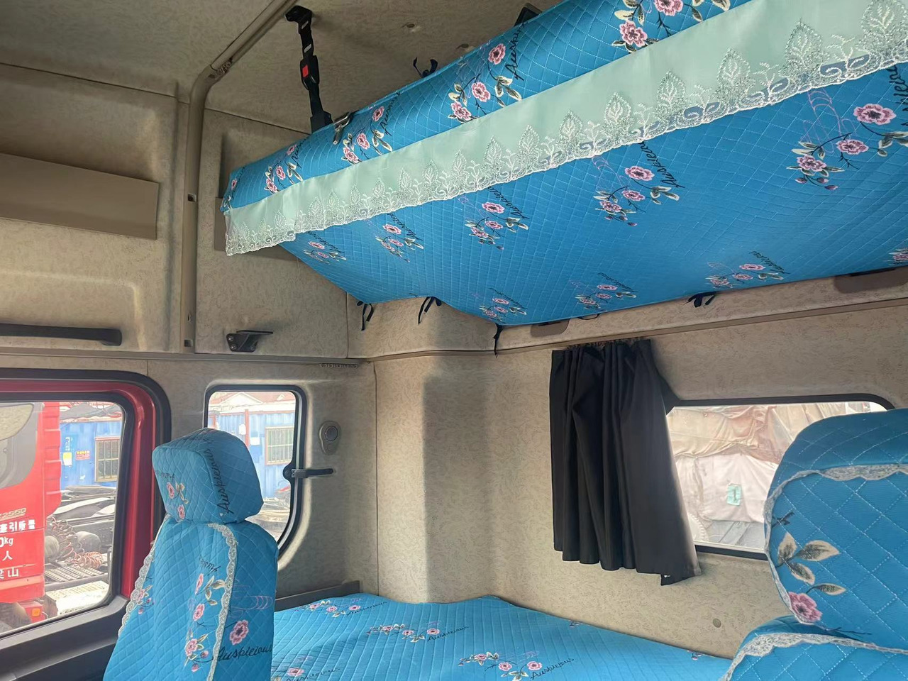 Sattelzugmaschine Schacman Slightly Used X3000 X5000 (6*4) Semi Truck head Truck Head Tipper Head: das Bild 7 Sattelzugmaschine Schacman Slightly Used X3000 X5000 (6*4) Semi Truck head Truck Head Tipper Head: das Bild 7