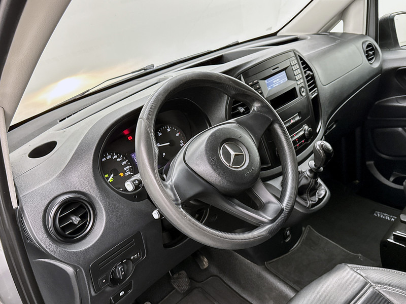 Mercedes-Benz Vito 109 CDI Lang Trekhaak Betimmering Cruise Control - Kleintransporter: das Bild 4 Mercedes-Benz Vito 109 CDI Lang Trekhaak Betimmering Cruise Control - Kleintransporter: das Bild 4