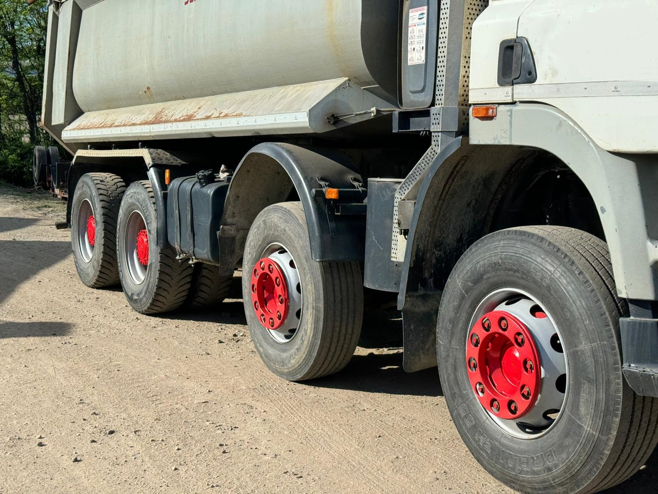 DAF 8x4 CF 85.430S XF85 : Clima AC : Euro 3 : REZVIZUIT COMPLET - LKW: das Bild 3 DAF 8x4 CF 85.430S XF85 : Clima AC : Euro 3 : REZVIZUIT COMPLET - LKW: das Bild 3