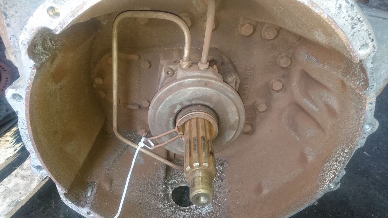 ZF 6S-36 MAN 8.63 8.153 12.163 L2000 - Getriebe für LKW: das Bild 2 ZF 6S-36 MAN 8.63 8.153 12.163 L2000 - Getriebe für LKW: das Bild 2