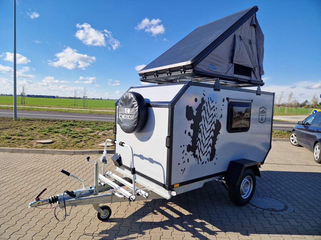 NOWA Przyczepa Wyprawowa Turystyczna Off-ROAD Everest MT-CAMP 2025 - Wohnwagen: das Bild 1 NOWA Przyczepa Wyprawowa Turystyczna Off-ROAD Everest MT-CAMP 2025 - Wohnwagen: das Bild 1