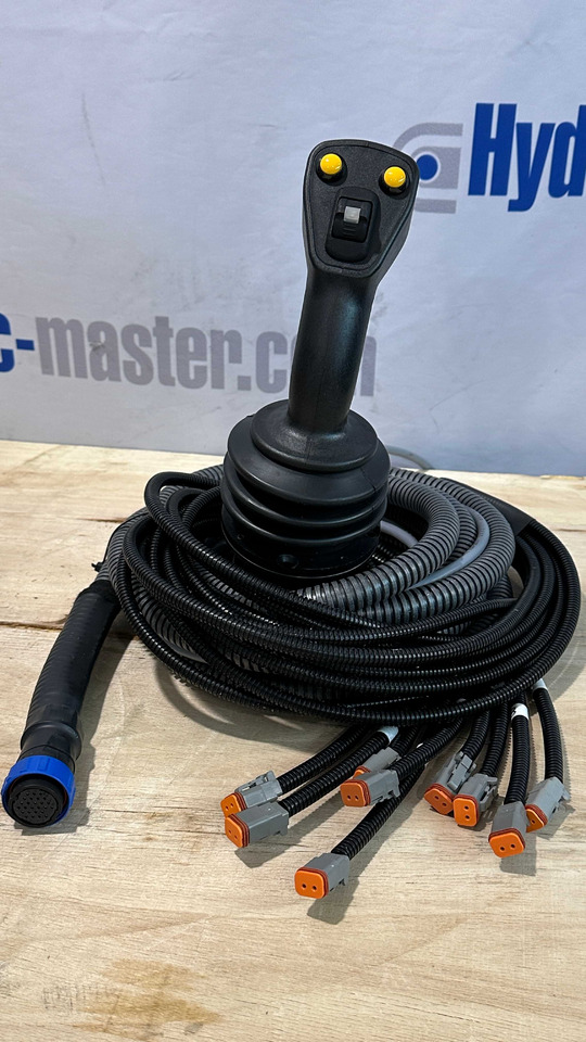 Set Scanreco RC400 with Walvoil DPX100 Liebherr, PM Group, Effer, Hiab - Rückewagen: das Bild 2 Set Scanreco RC400 with Walvoil DPX100 Liebherr, PM Group, Effer, Hiab - Rückewagen: das Bild 2