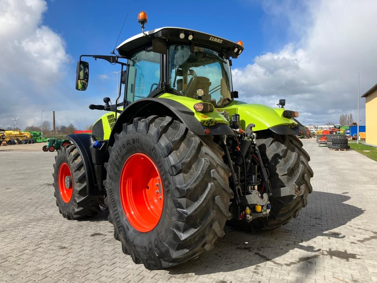 CLAAS AXION 870 - Traktor: das Bild 3 CLAAS AXION 870 - Traktor: das Bild 3