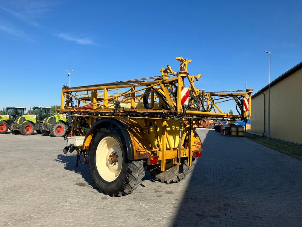 DUBEX VECTORTÜV BIS 2026 - Anhängespritze: das Bild 2 DUBEX VECTORTÜV BIS 2026 - Anhängespritze: das Bild 2